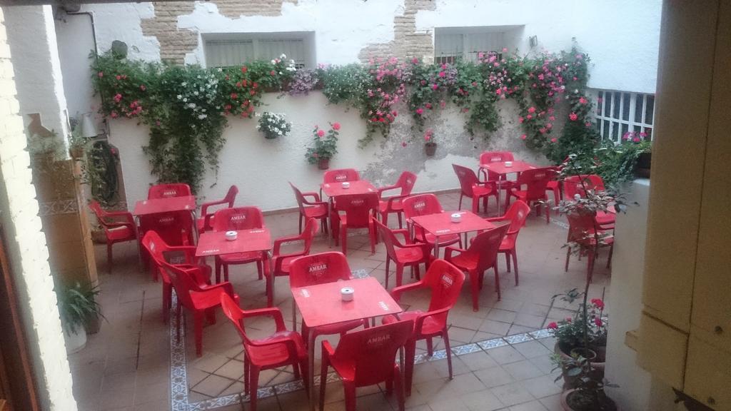 Hostal El Centro Уеска Екстер'єр фото