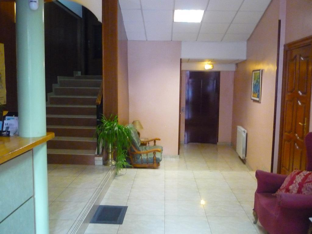 Hostal El Centro Уеска Екстер'єр фото