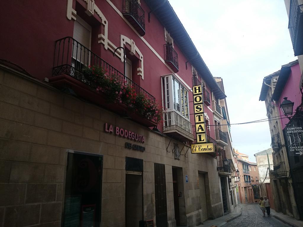 Hostal El Centro Уеска Екстер'єр фото